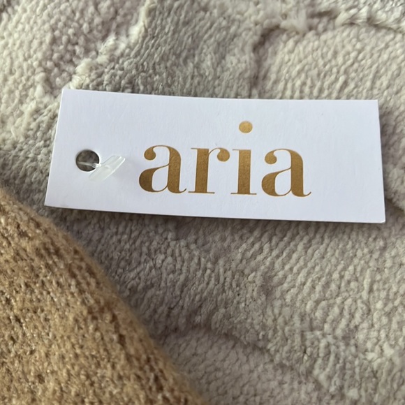 aria nature school skirt and top - Picture 2 of 2